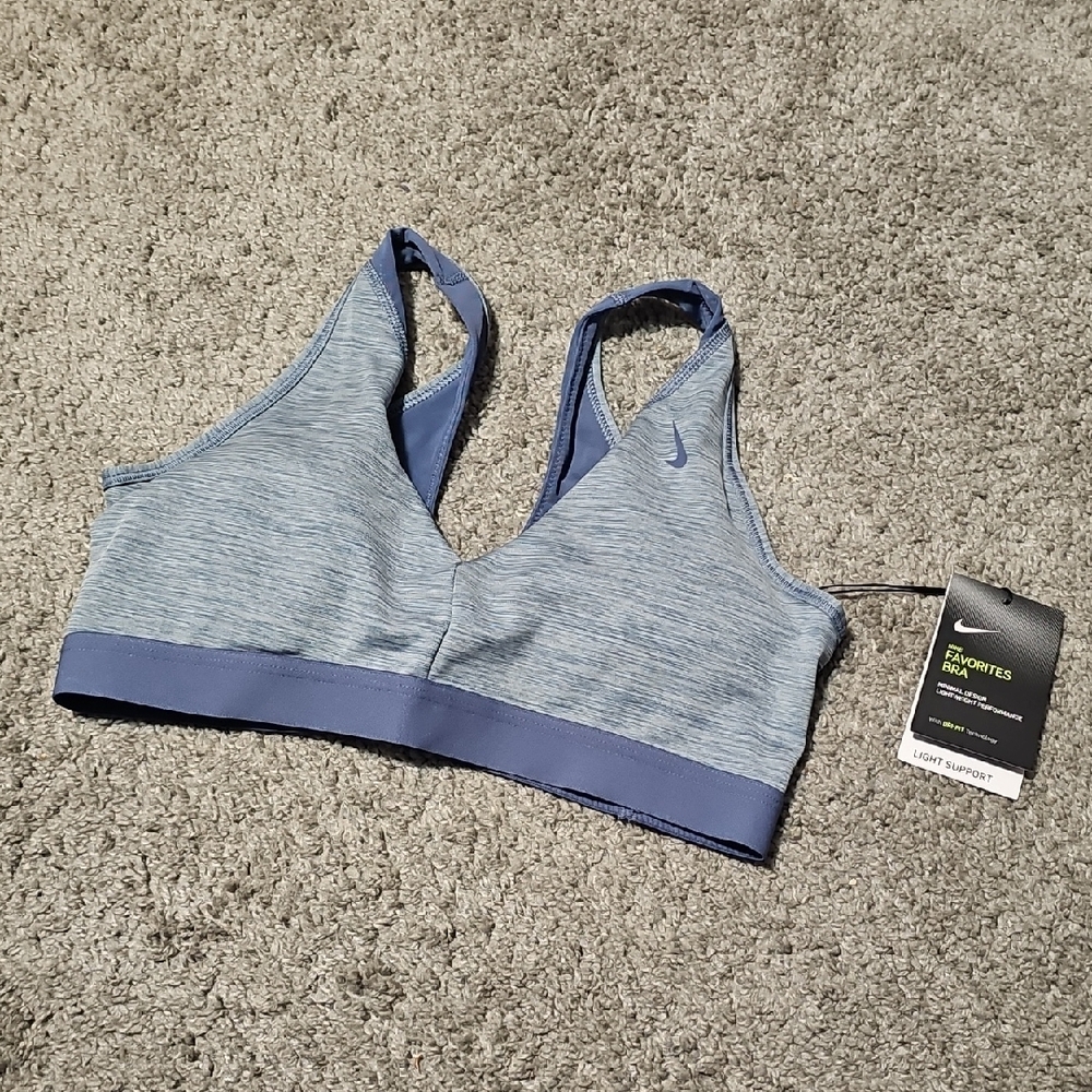 Nike Favorites Bra Light Support Size M